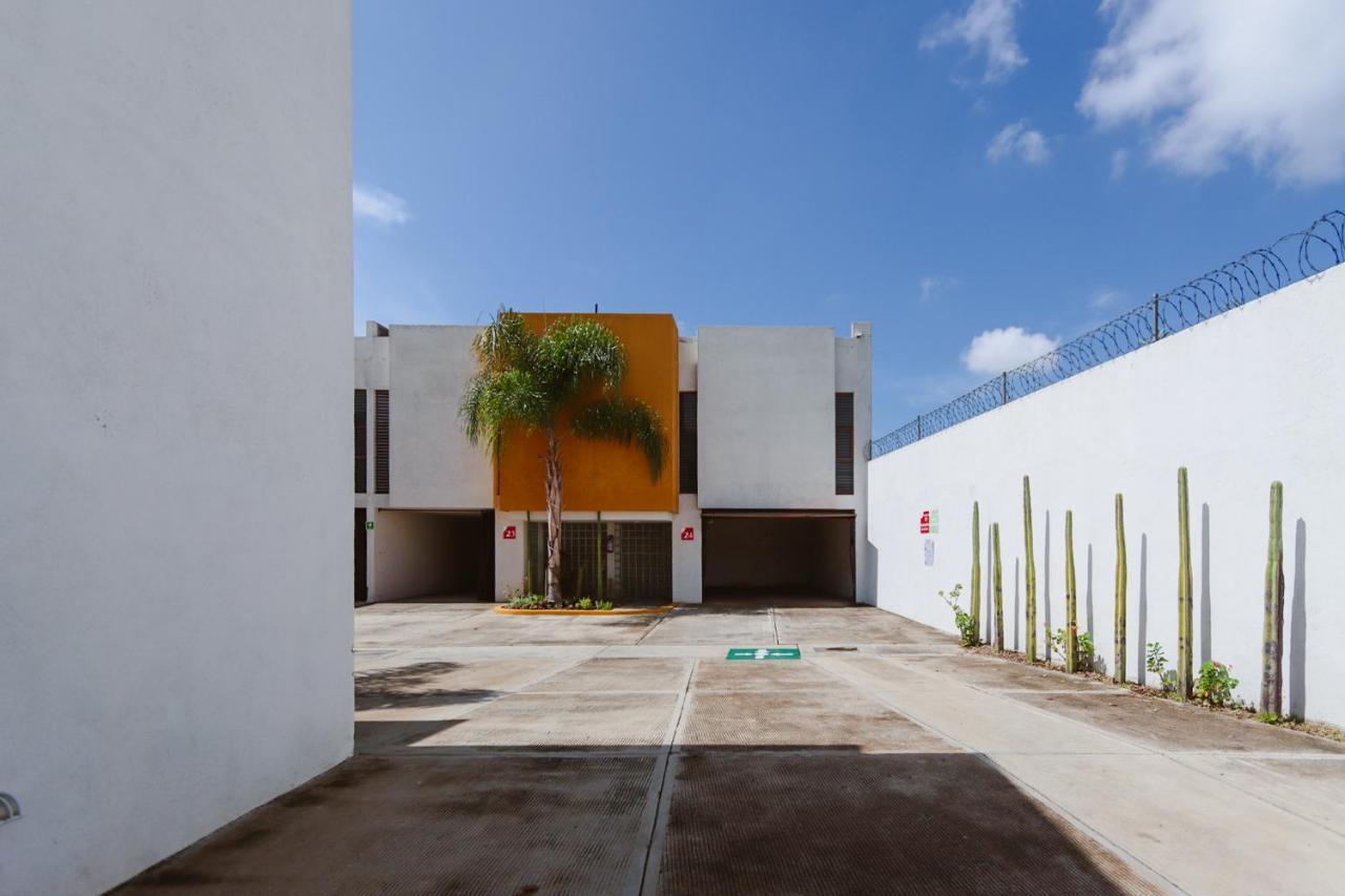 Auto Hotel Las Maravillas Santa Cruz Xoxocotlán Exterior foto
