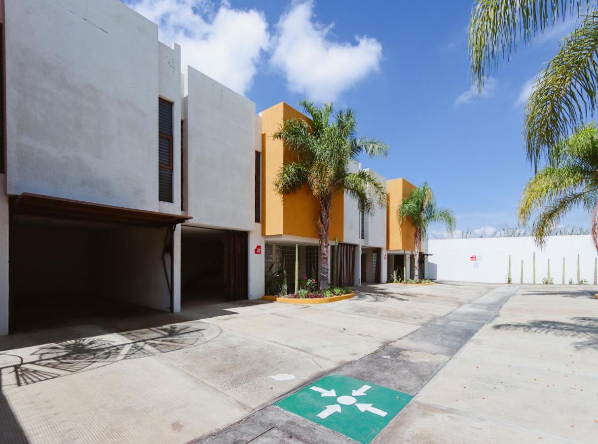 Auto Hotel Las Maravillas Santa Cruz Xoxocotlán Exterior foto